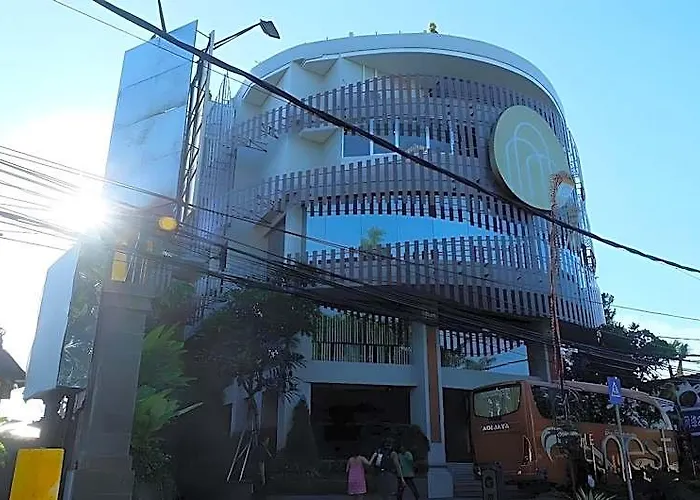 The Nest 4* 努沙杜瓦